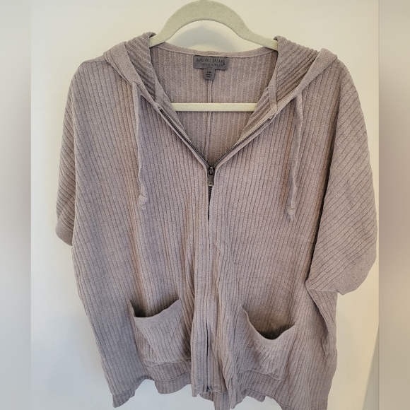 Barefoot dreams cozy chic ultra light zip short sleeve hoodie small/med - Picture 2 of 8